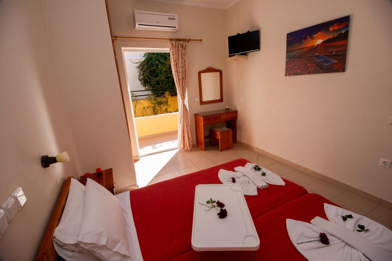 John Apartments First Floor Roda  Buitenkant foto