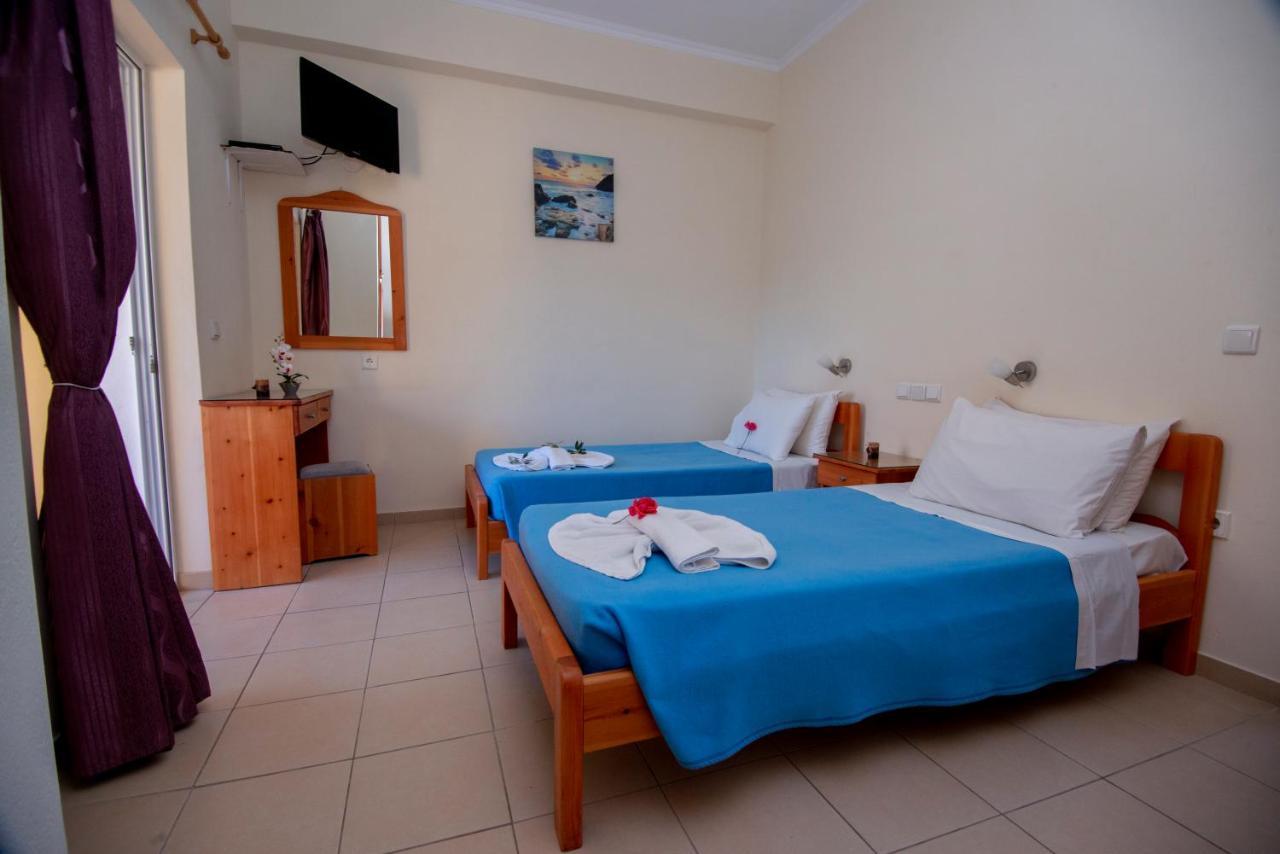 John Apartments First Floor Roda  Buitenkant foto