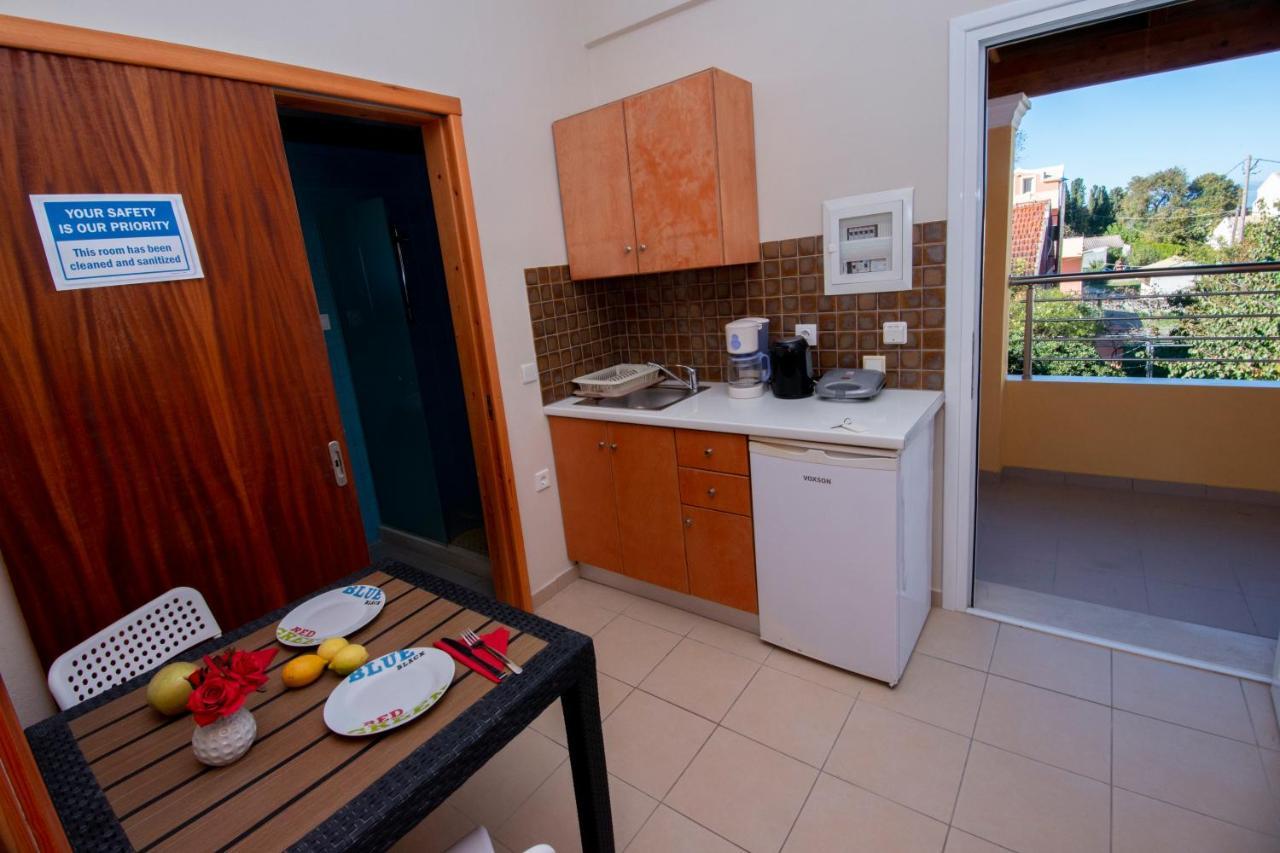 John Apartments First Floor Roda  Buitenkant foto