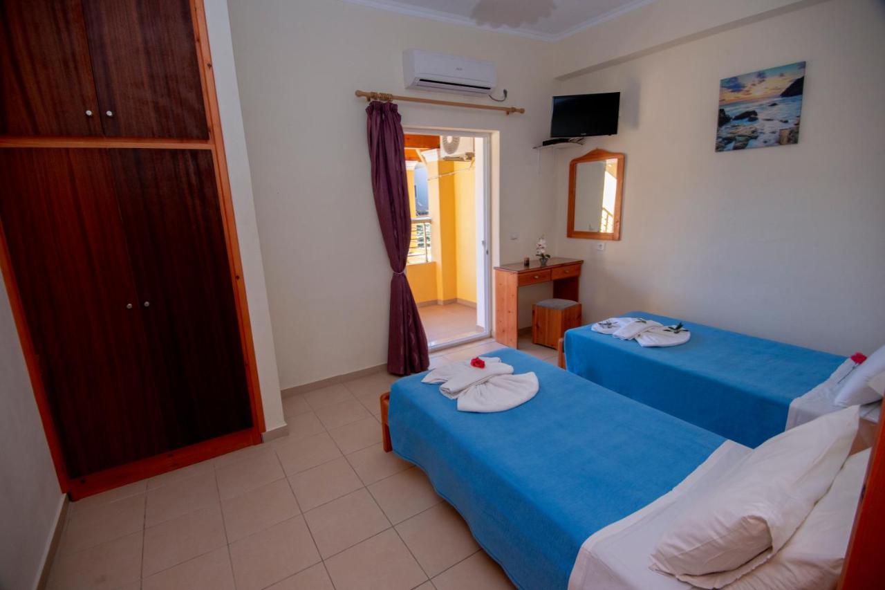 John Apartments First Floor Roda  Buitenkant foto